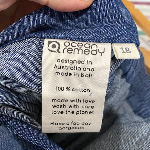 Designed in Australia and made in Indonesia 100 % Cotton - made with love, wash with care, love the planet